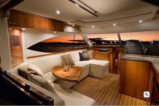 Riviera 4700-SPORT-YACHT image