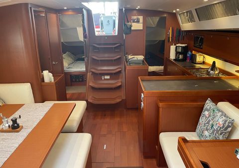 Beneteau Oceanis 48 image