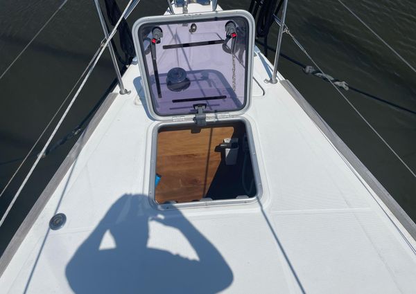 Beneteau Oceanis 48 image