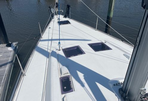 Beneteau Oceanis 48 image