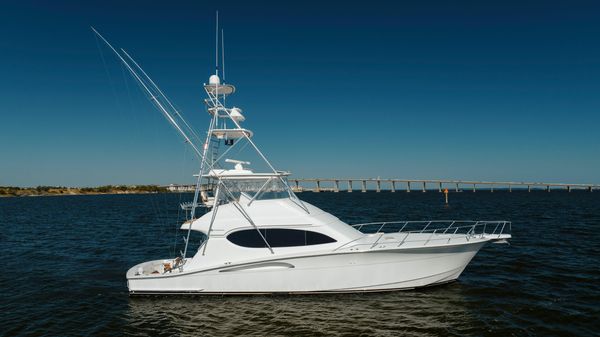 Hatteras 54 Convertible 