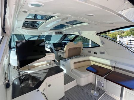 Sea Ray 470 Sundancer image