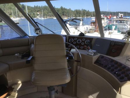 Meridian 490-PILOTHOUSE image