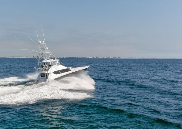 Hatteras 60-CONVERTIBLE image