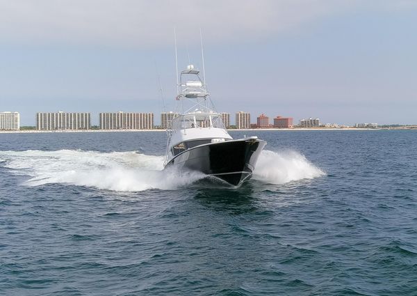 Hatteras 60-CONVERTIBLE image