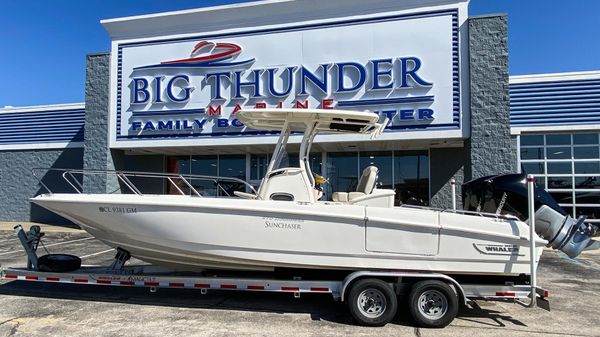 Boston Whaler 270 Dauntless