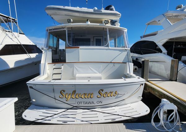 Hatteras 63 Cockpit Motor Yacht image