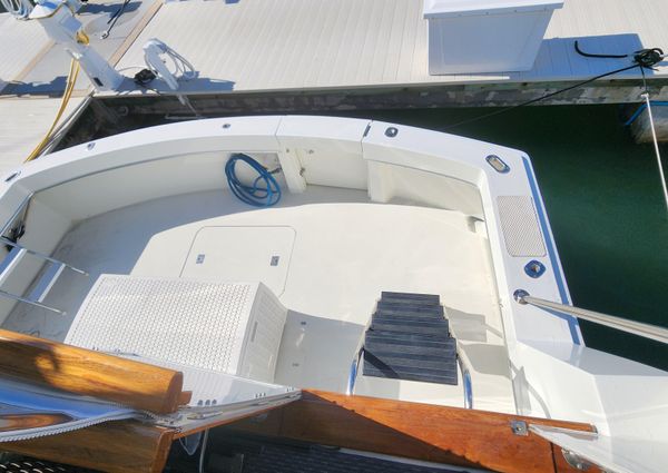 Hatteras 63 Cockpit Motor Yacht image