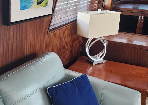 Hatteras 63 Cockpit Motor Yacht image