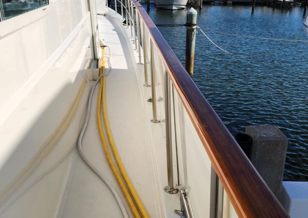 Hatteras 63 Cockpit Motor Yacht image