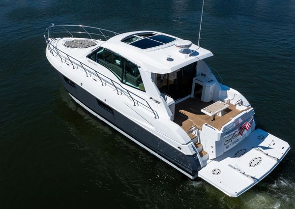 Cruisers 48 CANTIUS image