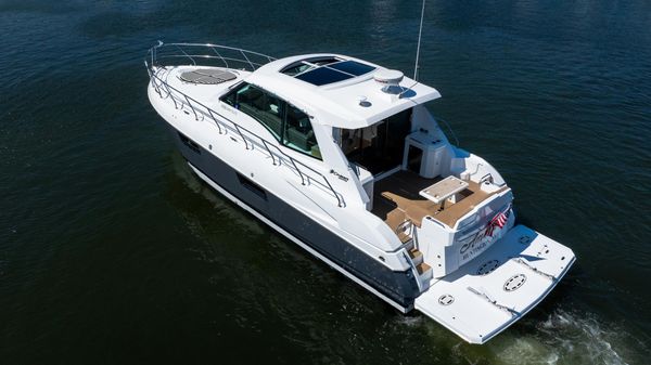 Cruisers 48 CANTIUS image