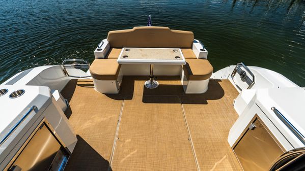 Cruisers Yachts 48 Cantius image