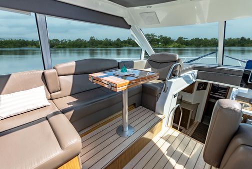 Cruisers 48 CANTIUS image