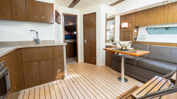 Cruisers Yachts 48 Cantius image