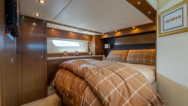 Cruisers Yachts 48 Cantius image