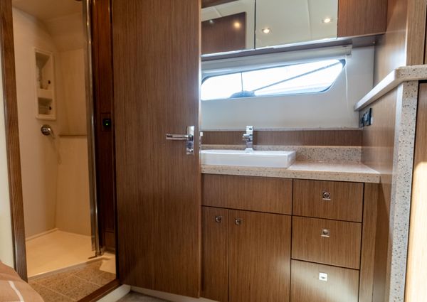 Cruisers Yachts 48 Cantius image