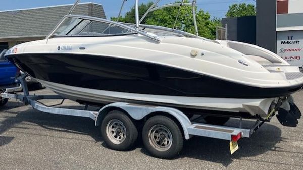 Yamaha Boats AR210 