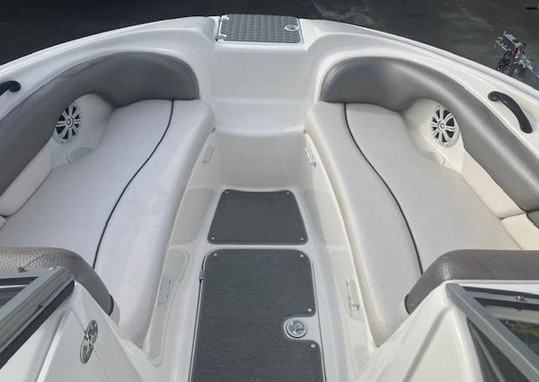 Yamaha-boats AR210 image