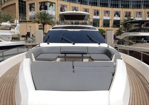 Galeon 780 Crystal image