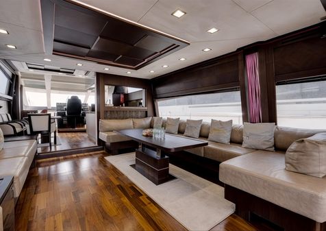 Galeon 780 Crystal image