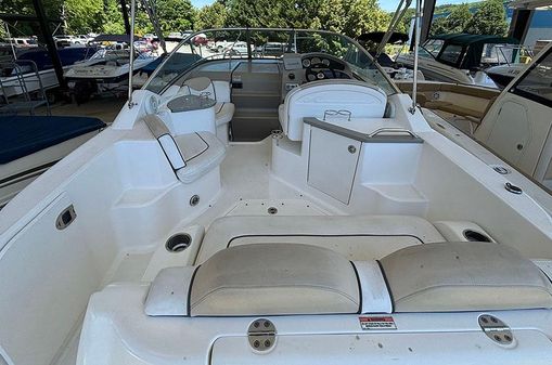 Sea Ray 240 Sundancer image