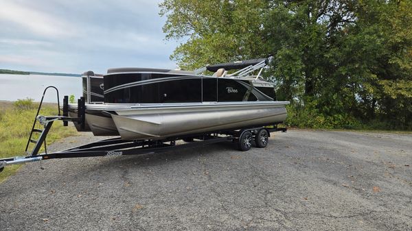 Tahoe Pontoon LTZ 2385 QL 