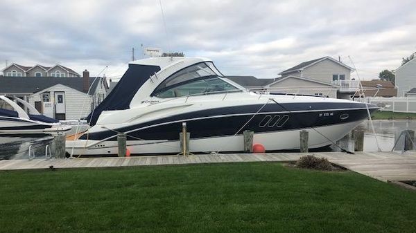 Cruisers Yachts 380 Express