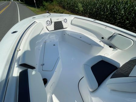 Tidewater 220 CC Adventure image