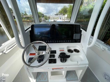 Sea Hunt Gamefish 27 image