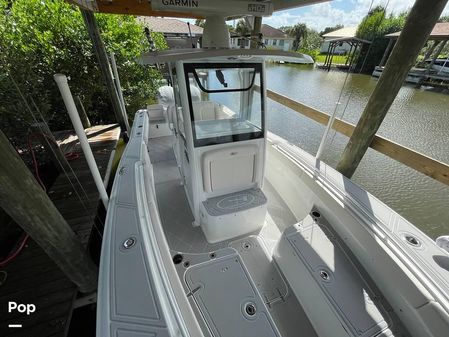 Sea Hunt Gamefish 27 image