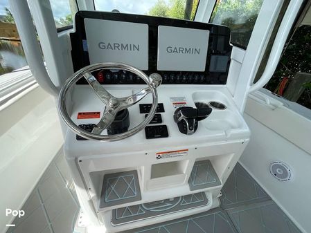 Sea Hunt Gamefish 27 image