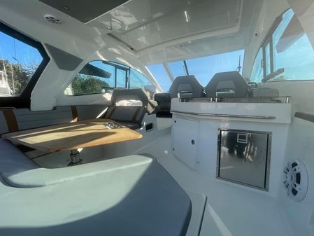 Beneteau GRAN-TURISMO-32 image