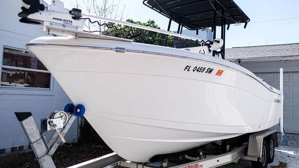 Clearwater 2200 WI Center Console