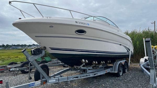 Sea Ray 225 Weekender
