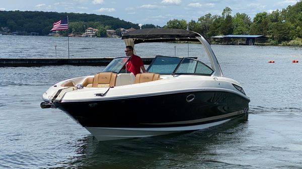 Sea Ray 300 SLX 