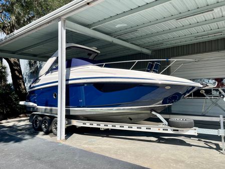 Regal 28 Express image