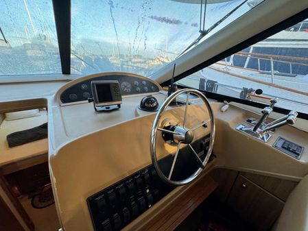 Bayliner 39-MOTOR-YACHT image