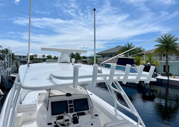 Intrepid 375 Center Console image