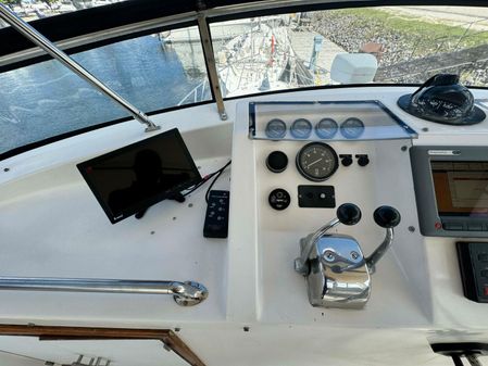 Marine Trader 47 Tradewinds Cockpit Motor Yacht image