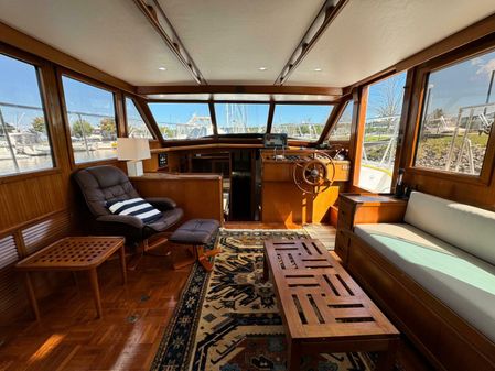 Marine Trader 47 Tradewinds Cockpit Motor Yacht image