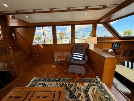 Marine Trader 47 Tradewinds Cockpit Motor Yacht image