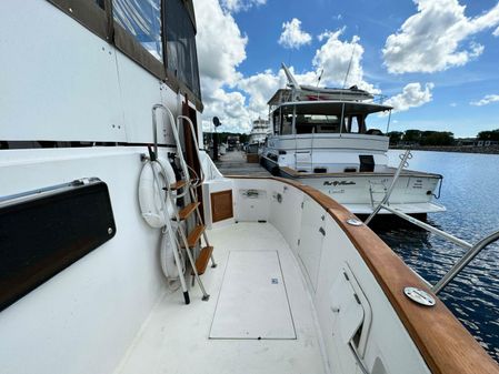 Marine Trader 47 Tradewinds Cockpit Motor Yacht image