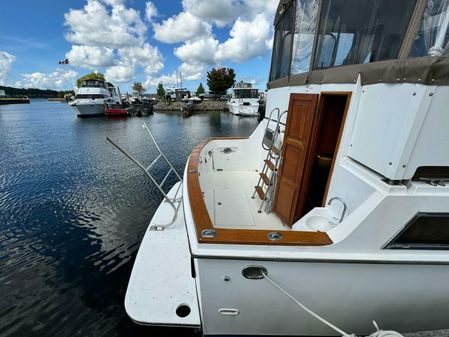 Marine Trader 47 Tradewinds Cockpit Motor Yacht image