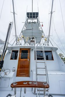 Hatteras Convertible image