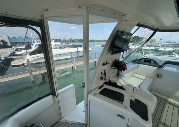 Cruisers Yachts 455 Express Motor Yacht image