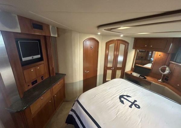 Cruisers Yachts 455 Express Motor Yacht image