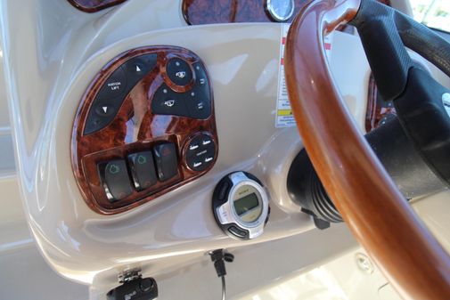 Sea Ray 280 Sundancer image