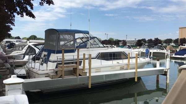 Trojan 36 Tri-Cabin