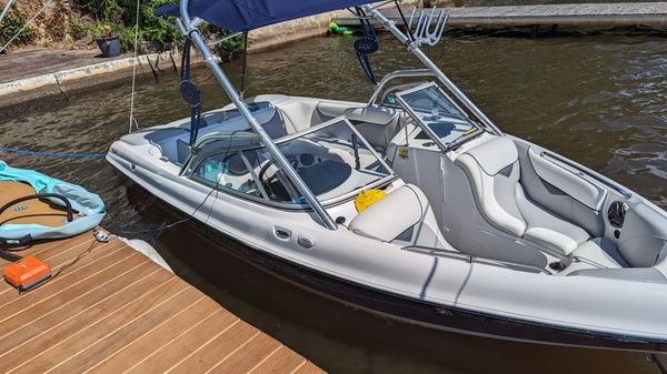 Tige 22V